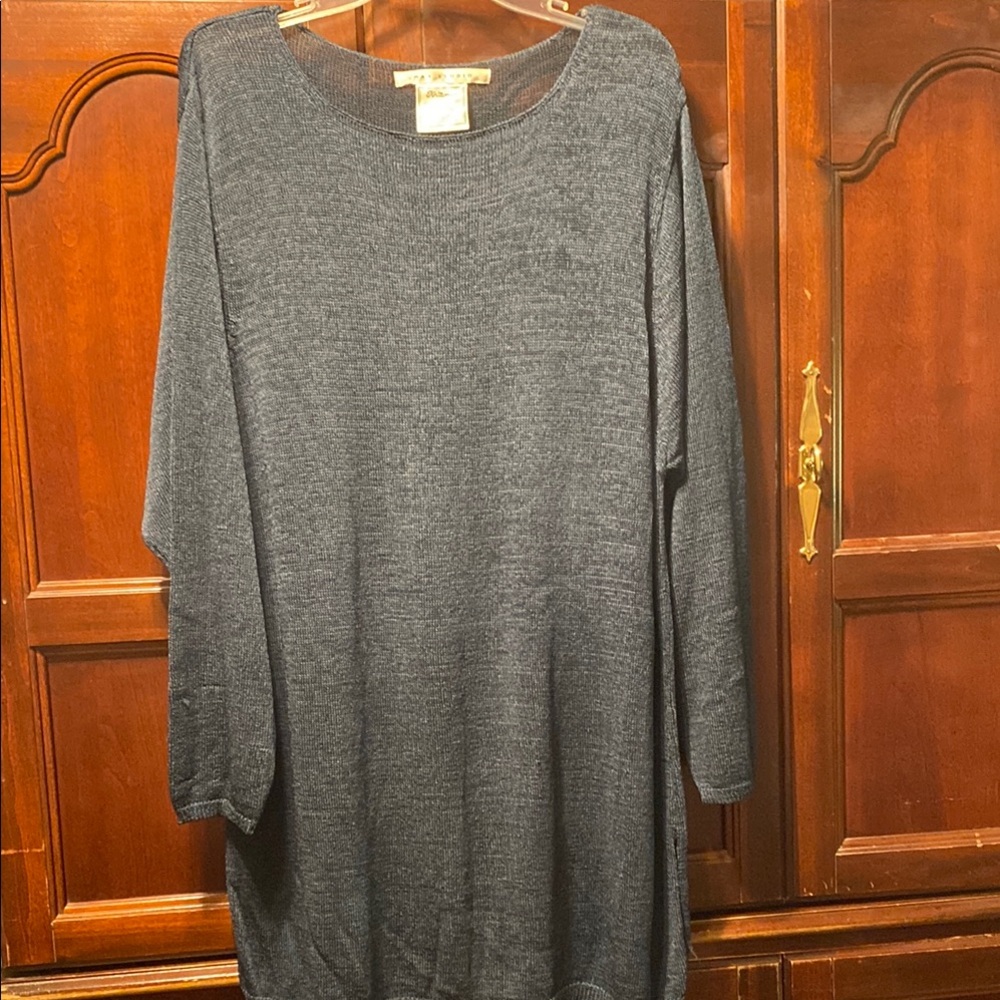 Max Studio vintage blue light knit plus size long sleeve Top